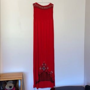 New 1X Red Strapless Maxi Dress Embroidered design